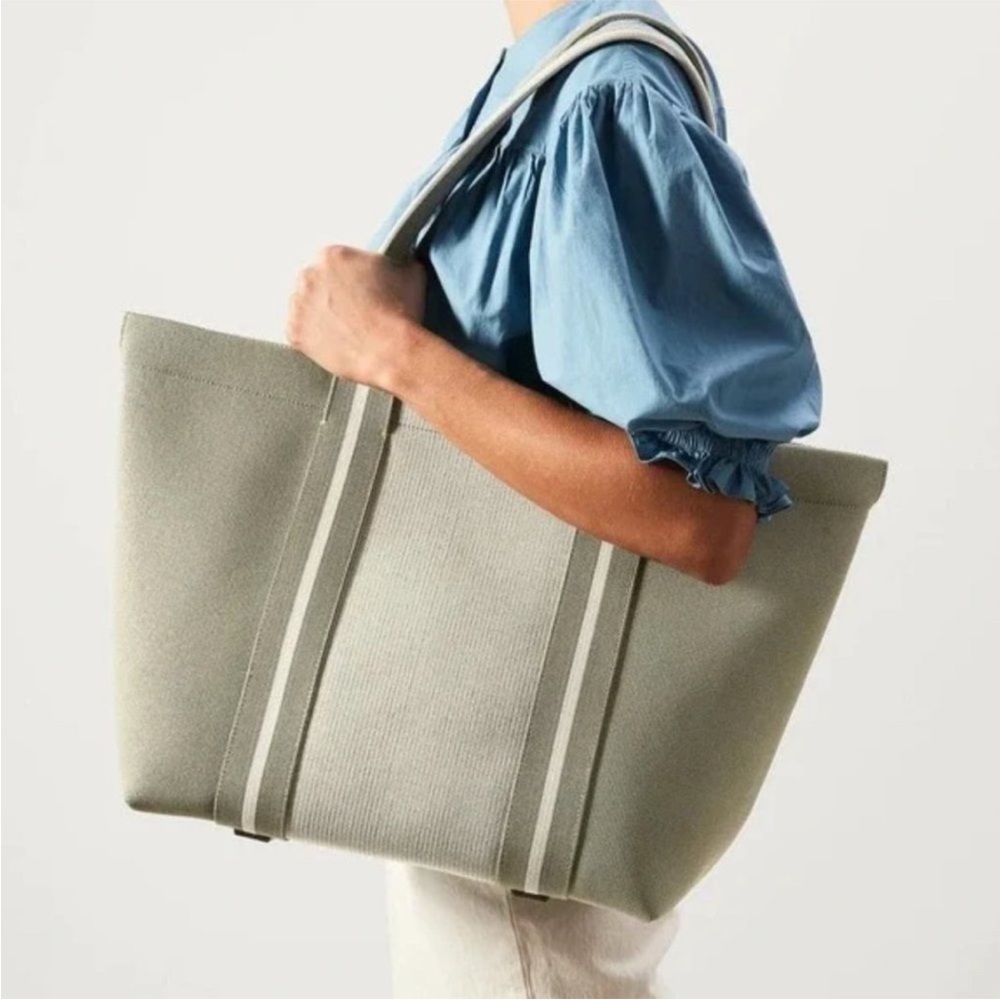 Rothy’s Essential Tote